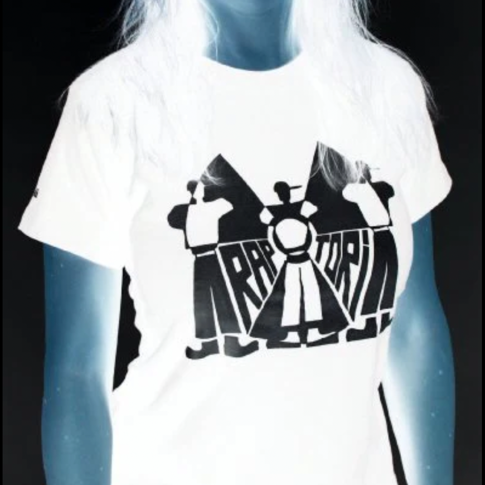 Legendaarinen VALKOINEN logopaita